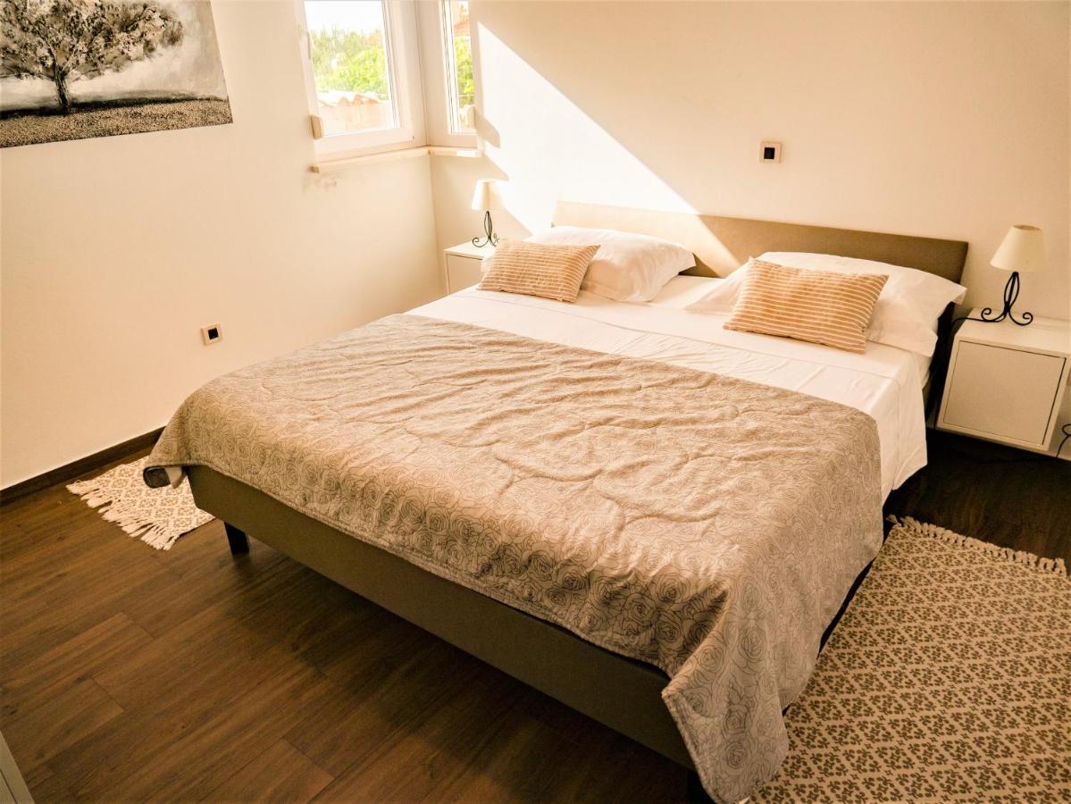 Apartment Sea&Mountain Vinjerac Dış mekan fotoğraf